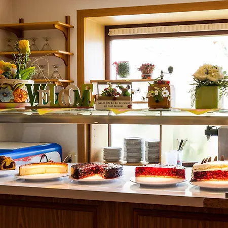 Und Cafe Panorama 3* ブラウンラーゲ