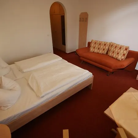 Hotel Und Cafe Panorama 3*